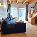 Podzamcze *